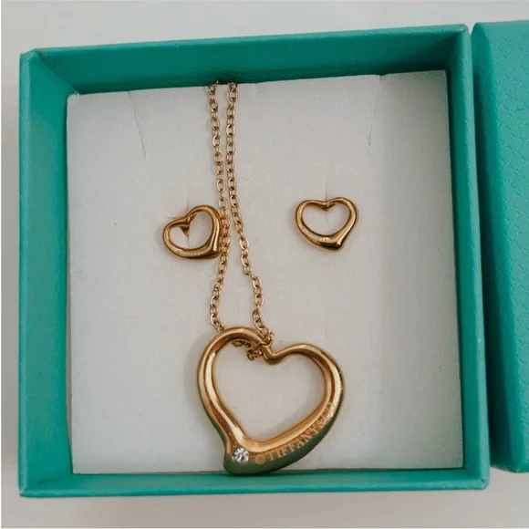 Tiffany & Co. Gold Heart Necklace with Earrings - Picture 2 of 5